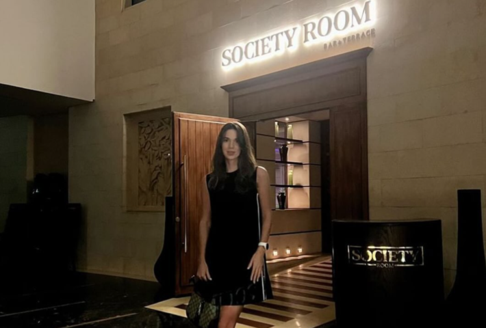 Social Chic Nights