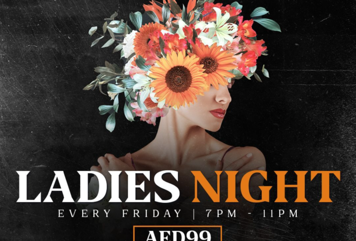 Social Chic Nights