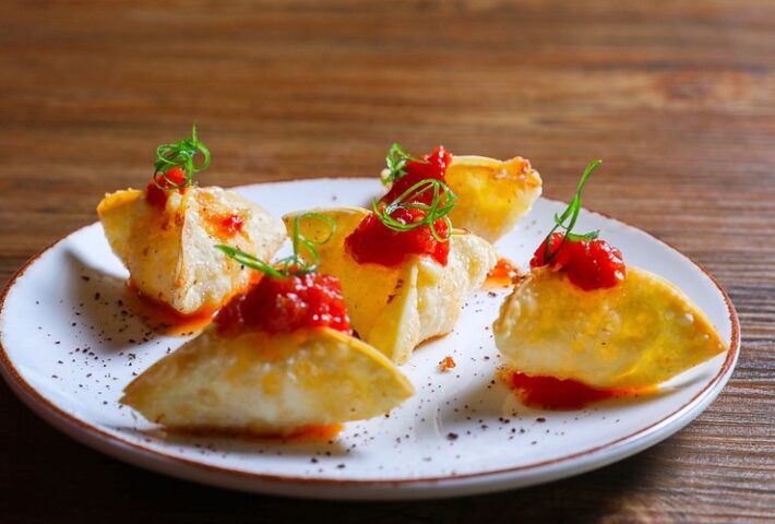 Hi Five Restaurant & Lounge